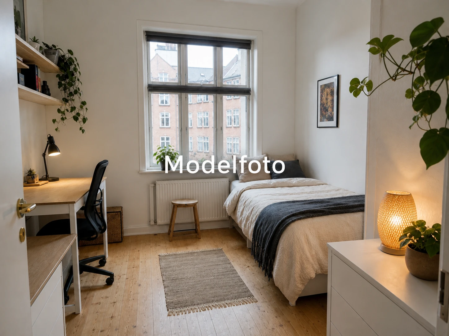 Eksempel på et lyst værelse klar til udlejning